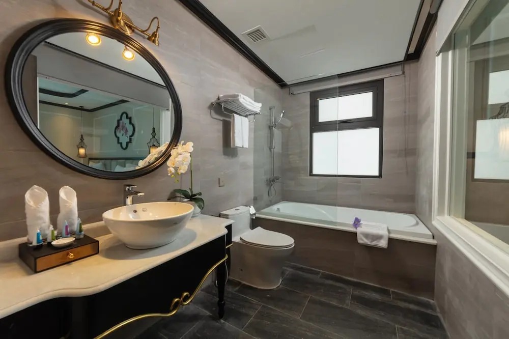 هتل اف‌تی‌ای هانوی